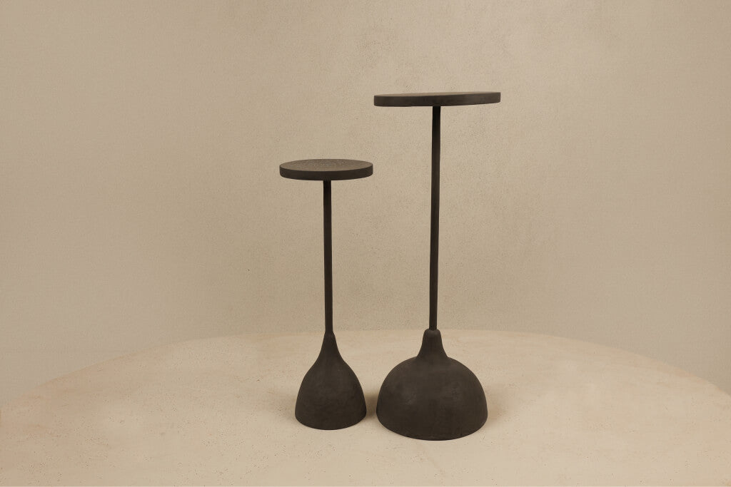 Pearl Peg Table