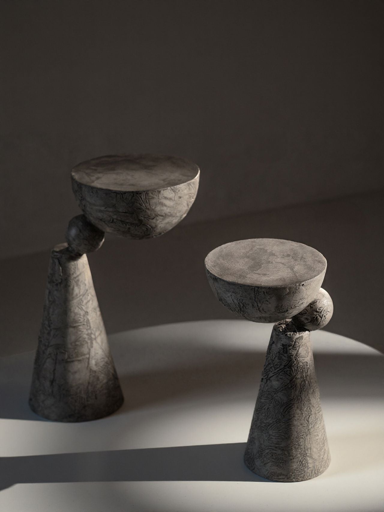 Loam Crest Table