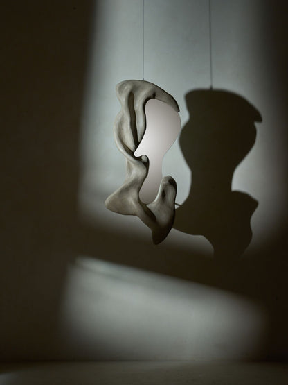 Enclose (Fluid concrete + Mirror)
